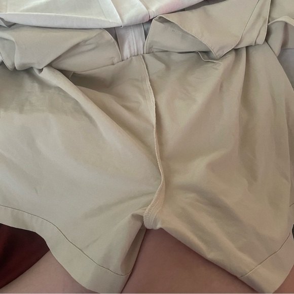 Nike Golf Floral Pleated Skirt With Shorts Skort Convenient Fashion Size 8 - Picture 7 of 8